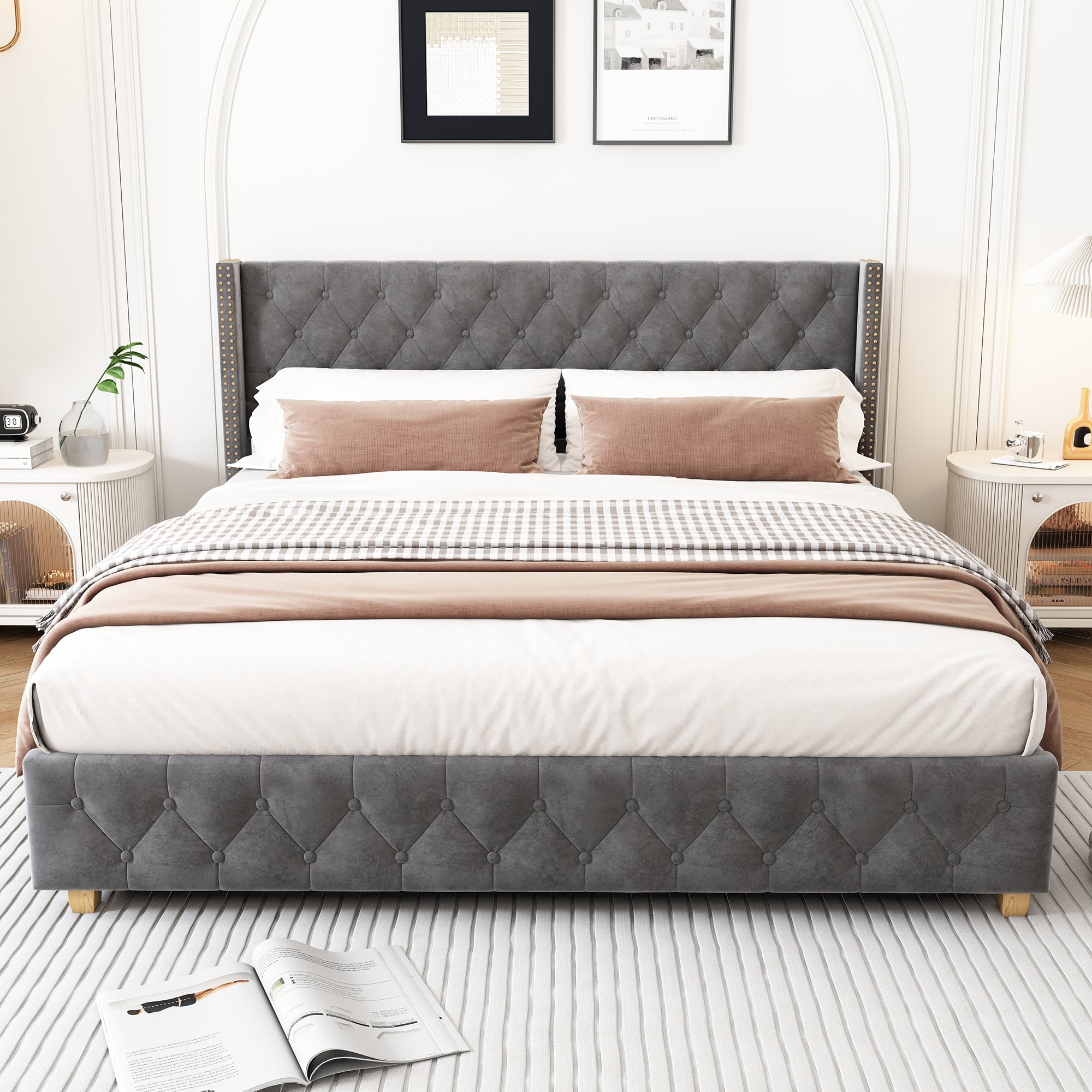 Cadre de lit 180x200 en velours gris doux, tête de lit capitonnée avec clous, pieds en bois renforcés, robuste