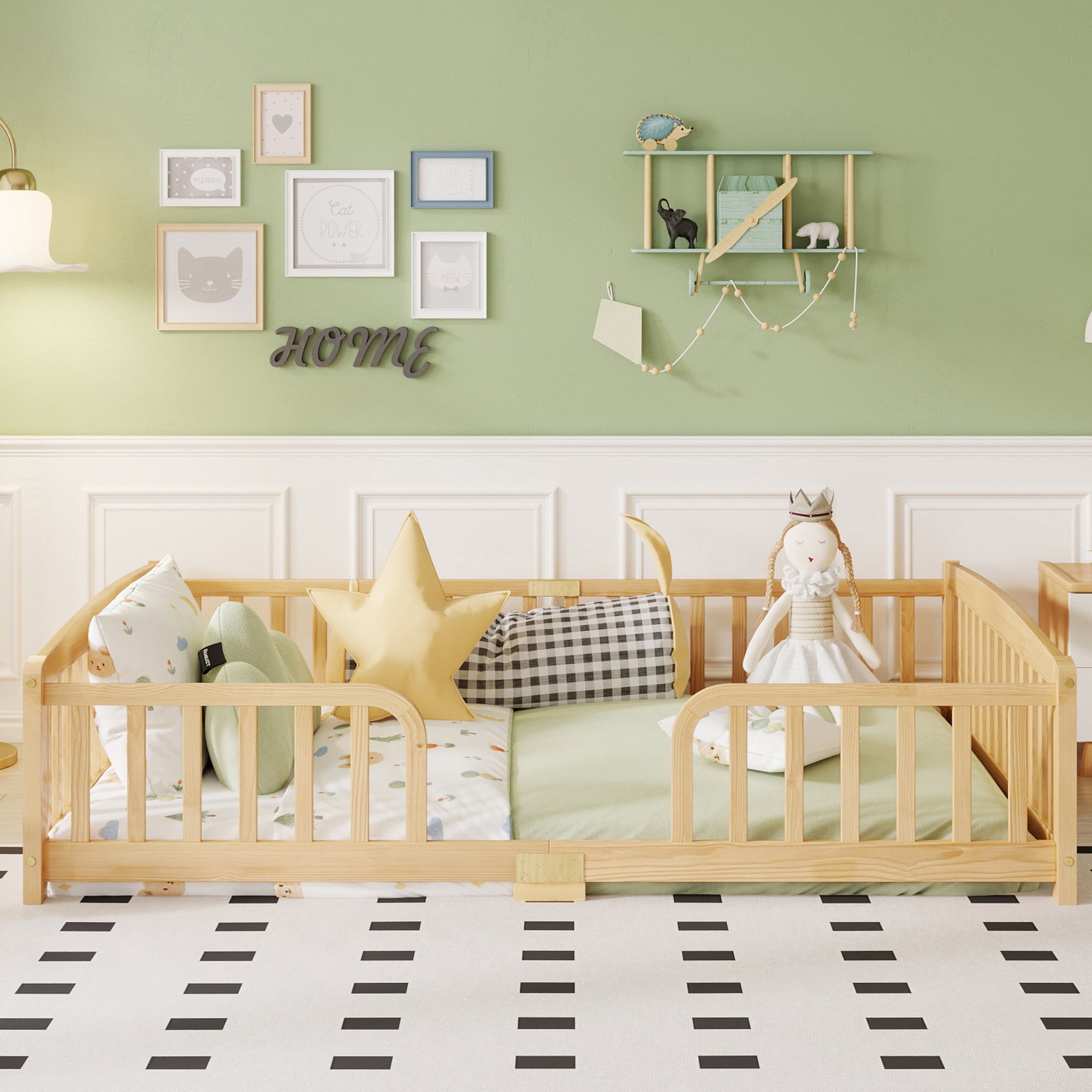 Lit enfant 140x200 au sol en pin naturel avec barrières et ouverture centrale arrondie