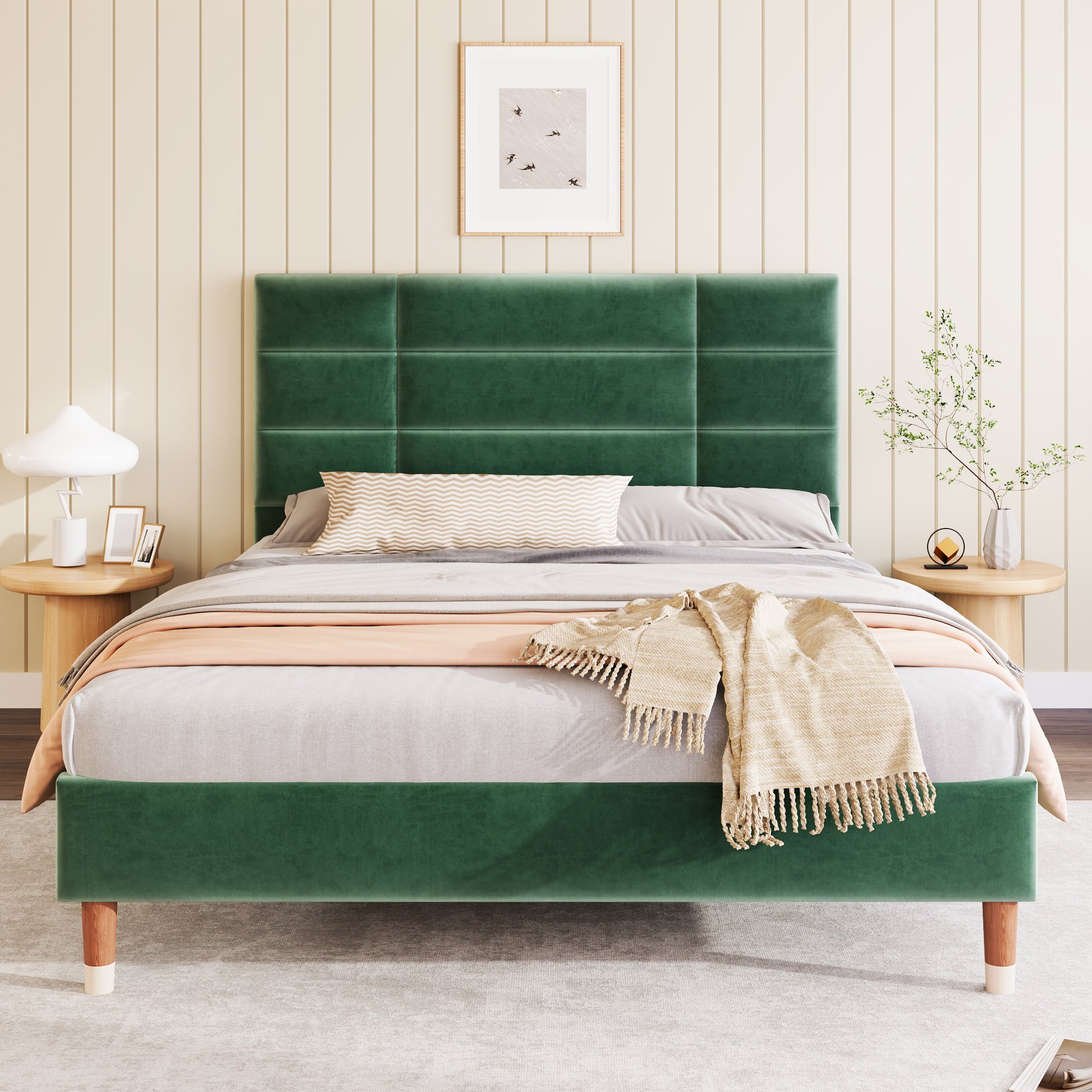 lit double rembourré 140x200 avec tête de lit haute et espace de rangement sous le couchage pour optimiser la chambre