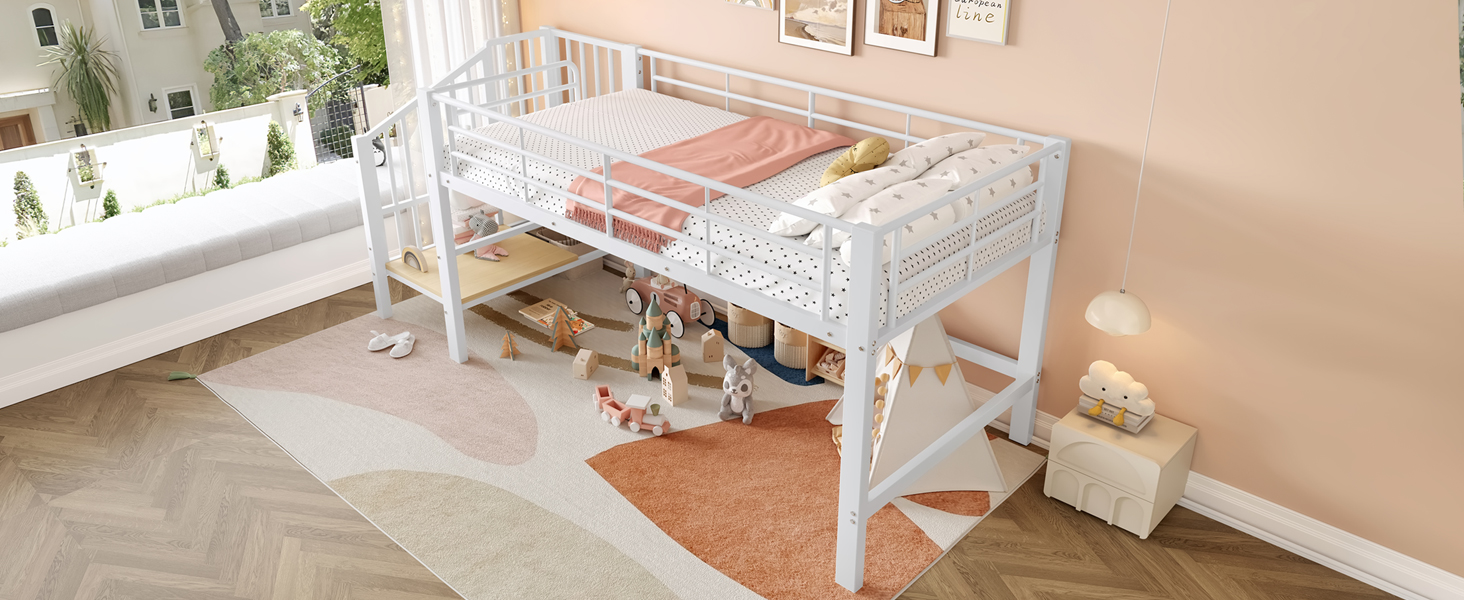 Un espace de jeu sous le lit
