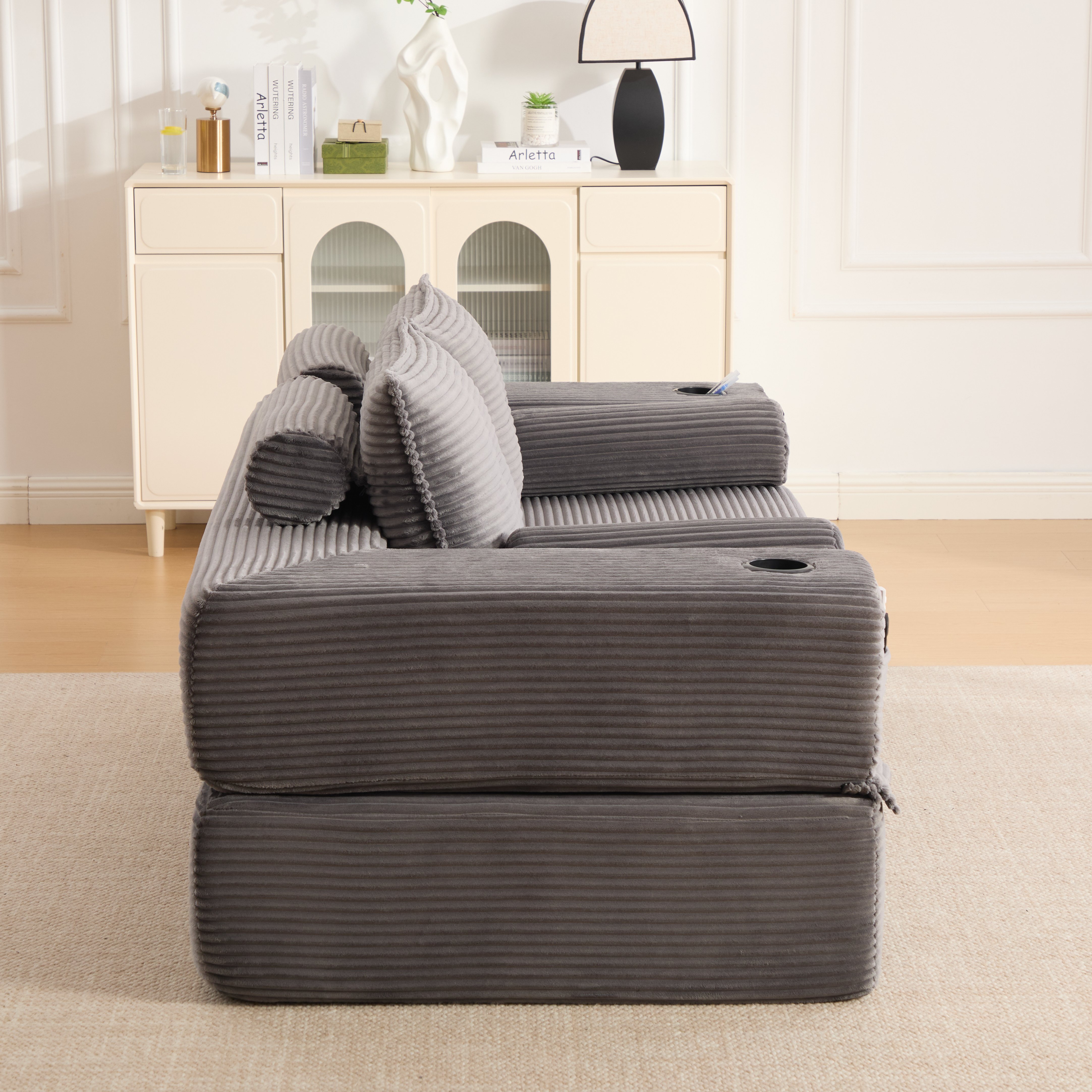 Coussins à mémoire de forme et accoudoirs amovibles