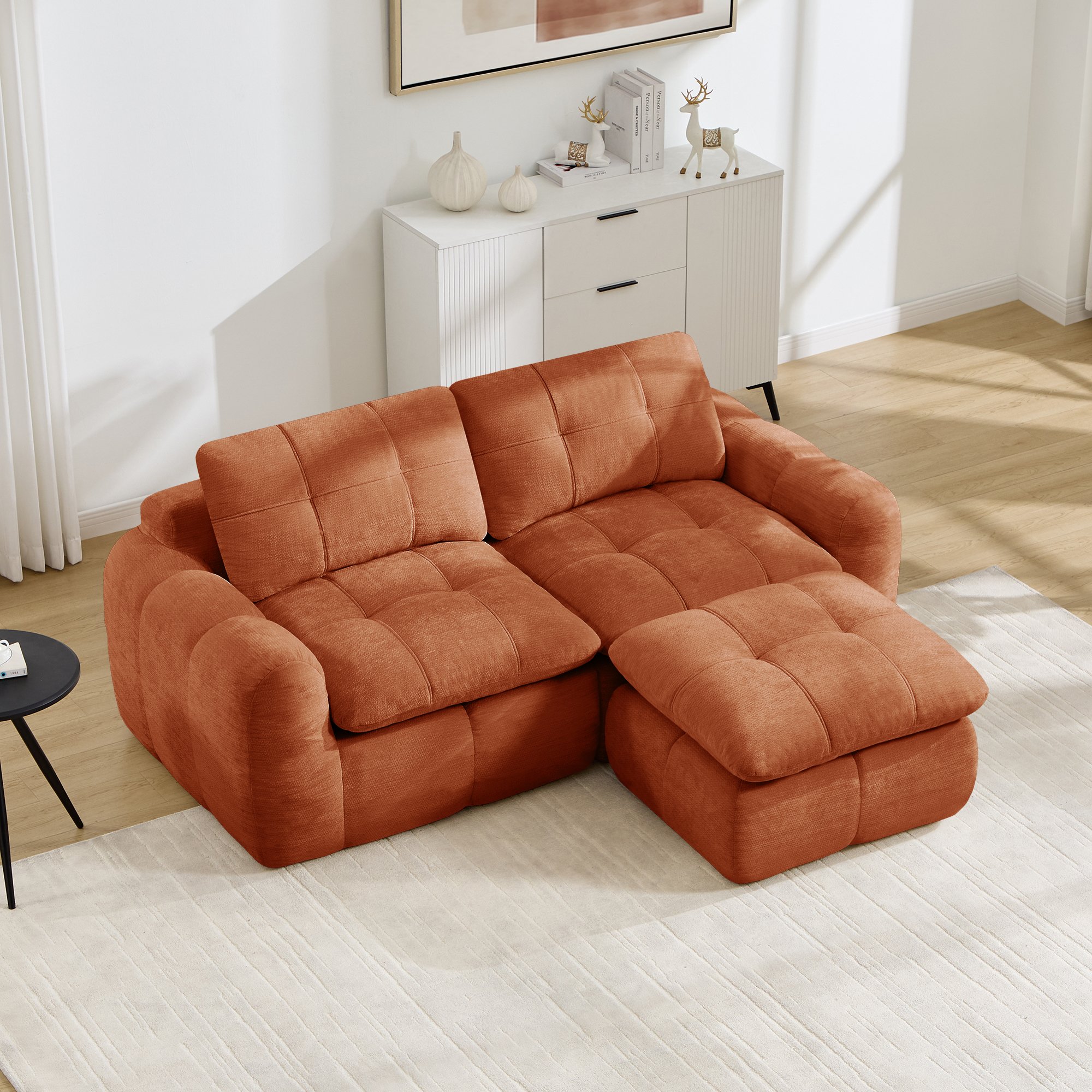 Canapé 2 places format L 194x160x68cm, poids total 42,6kg, capacité 550kg, housse chenille orange amovible, livraison en 3 colis
