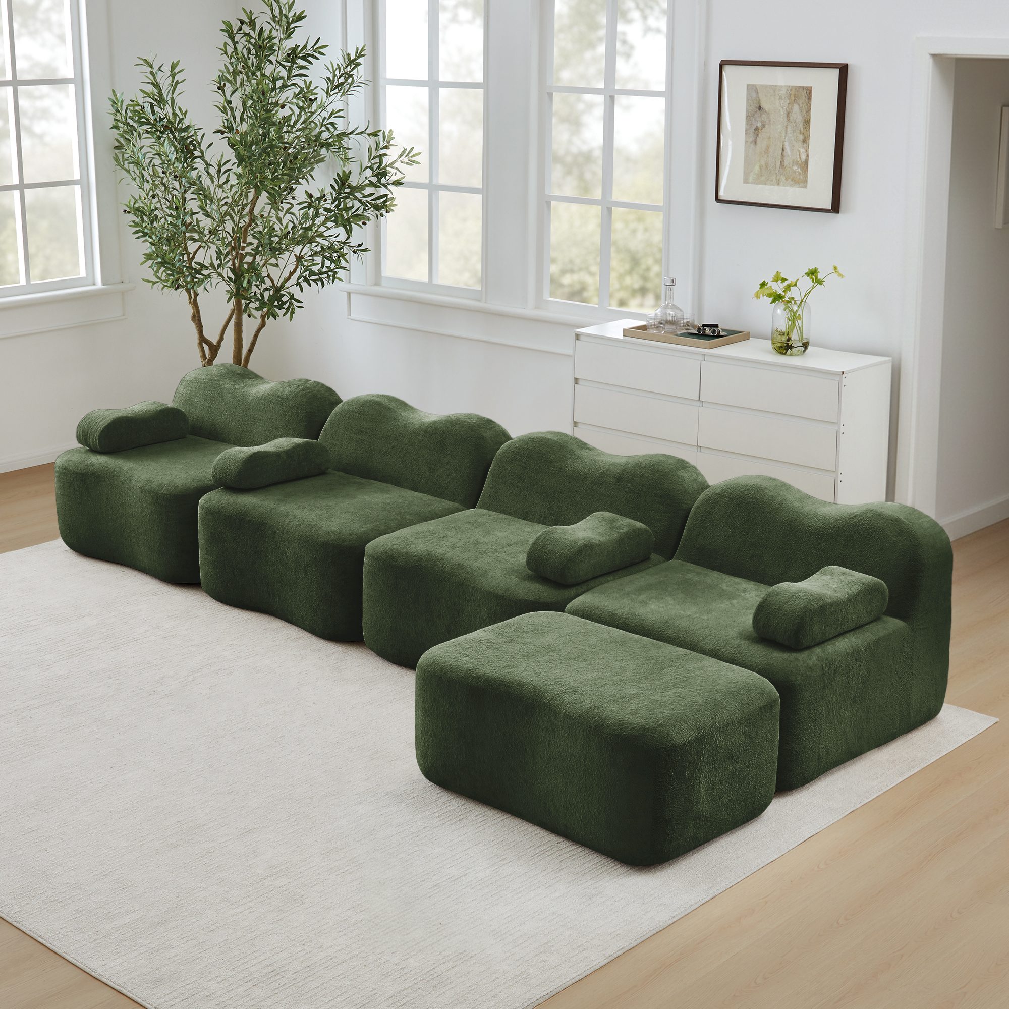 Canapé d'angle modulable 4 places en velours vert, structure sans dossier avec coffre de rangement intégré et ottoman pour salon moderne