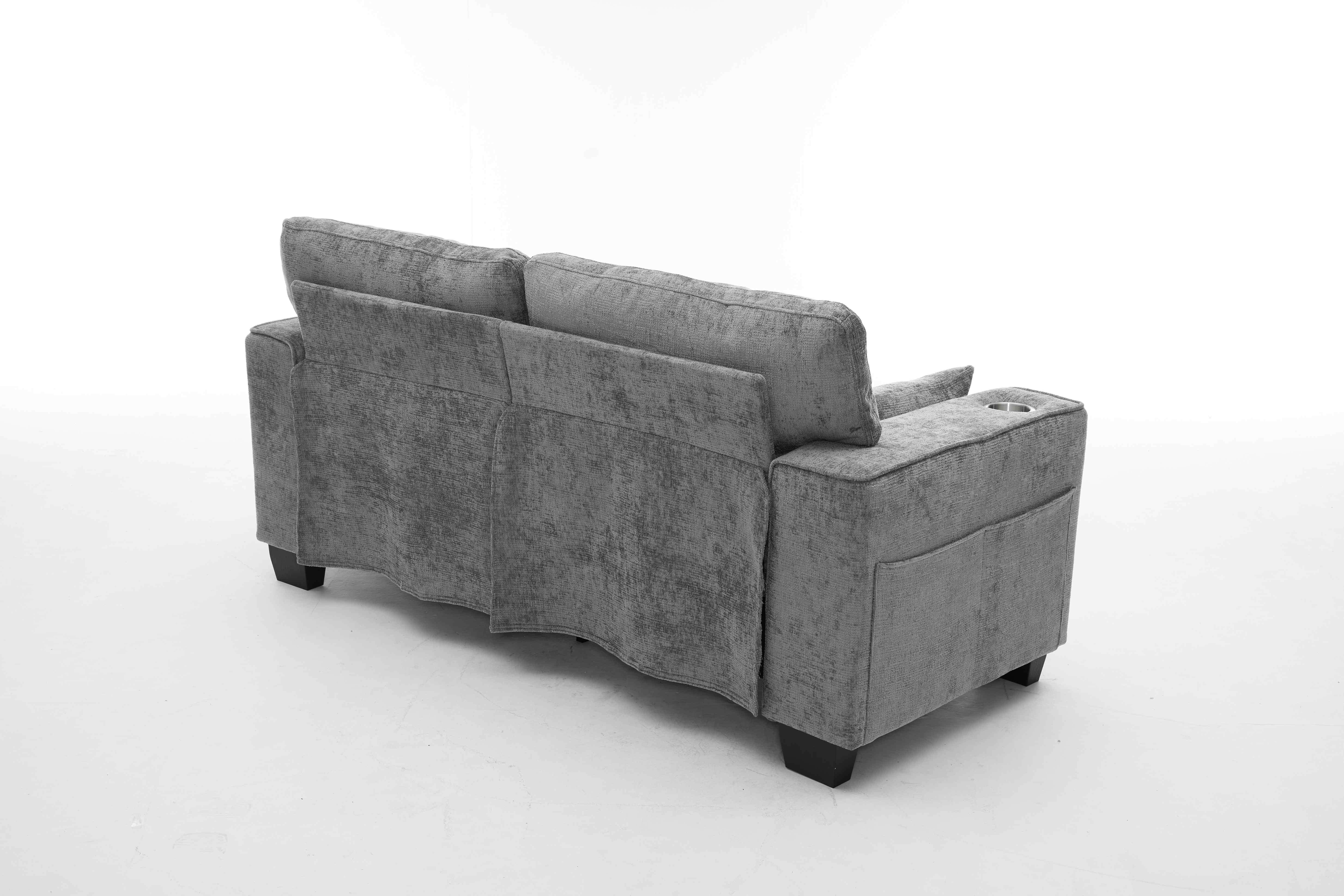 Canapé 2 places en tissu chenille gris foncé, structure bois massif, coussins ressorts ensachés et porte-gobelets intégrés aux accoudoirs pour salon