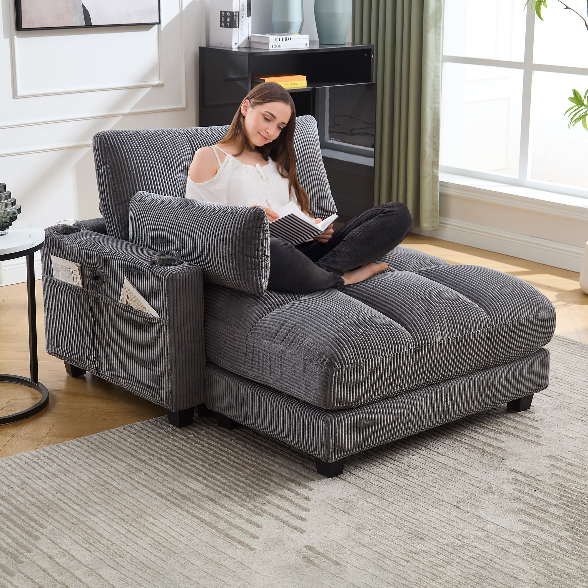 Canapé 140x112x81 cm, assise 98 cm de large et 110 cm de profondeur, velours côtelé gris, accoudoirs réversibles