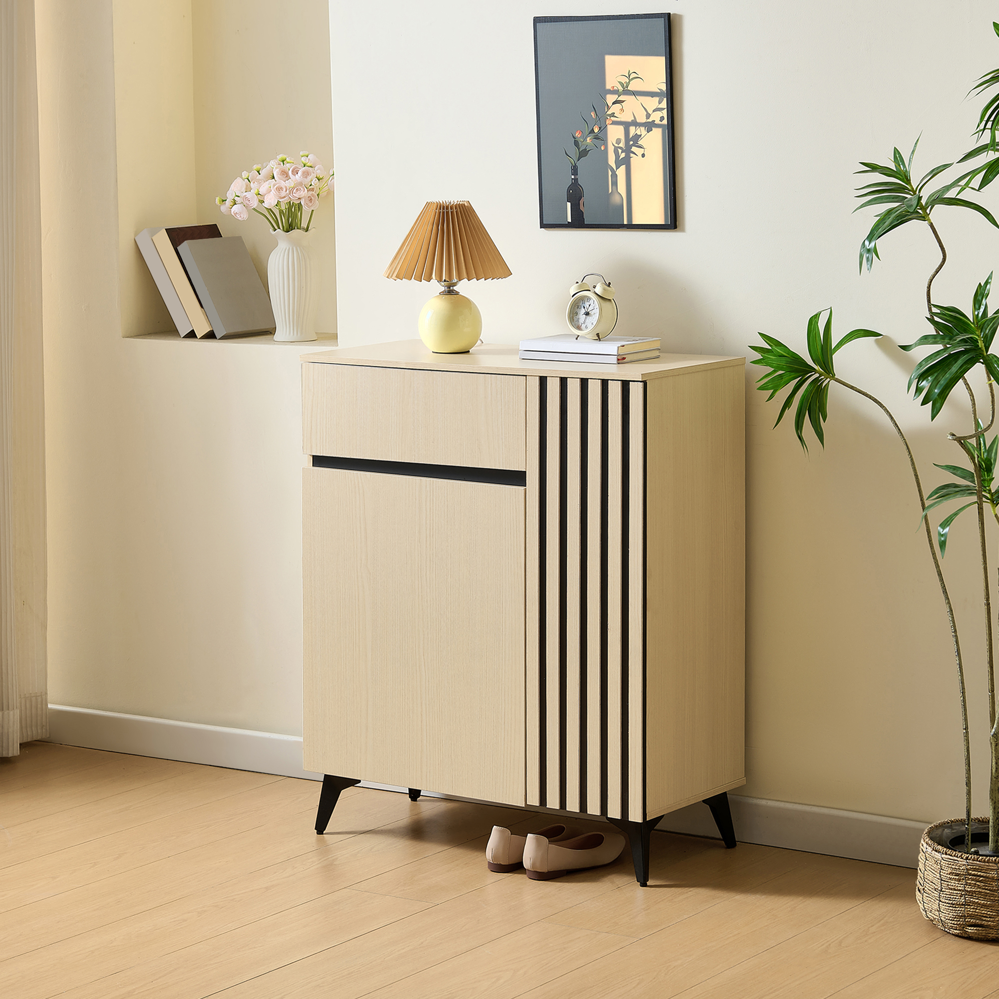 Meuble à chaussures 2 portes 1 tiroir, buffet entrée design en Panneau composite de fibres de bois à densité couleur bois clair avec étagères intérieures, 75x35x90 cm