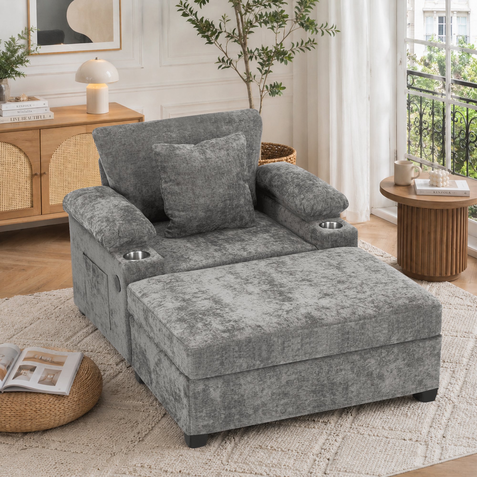 Fauteuil inclinable gris en tissu chenille avec porte-gobelet intégré et port USB, siège ergonomique pour salon ou bureau, structure robuste et confort optimal.