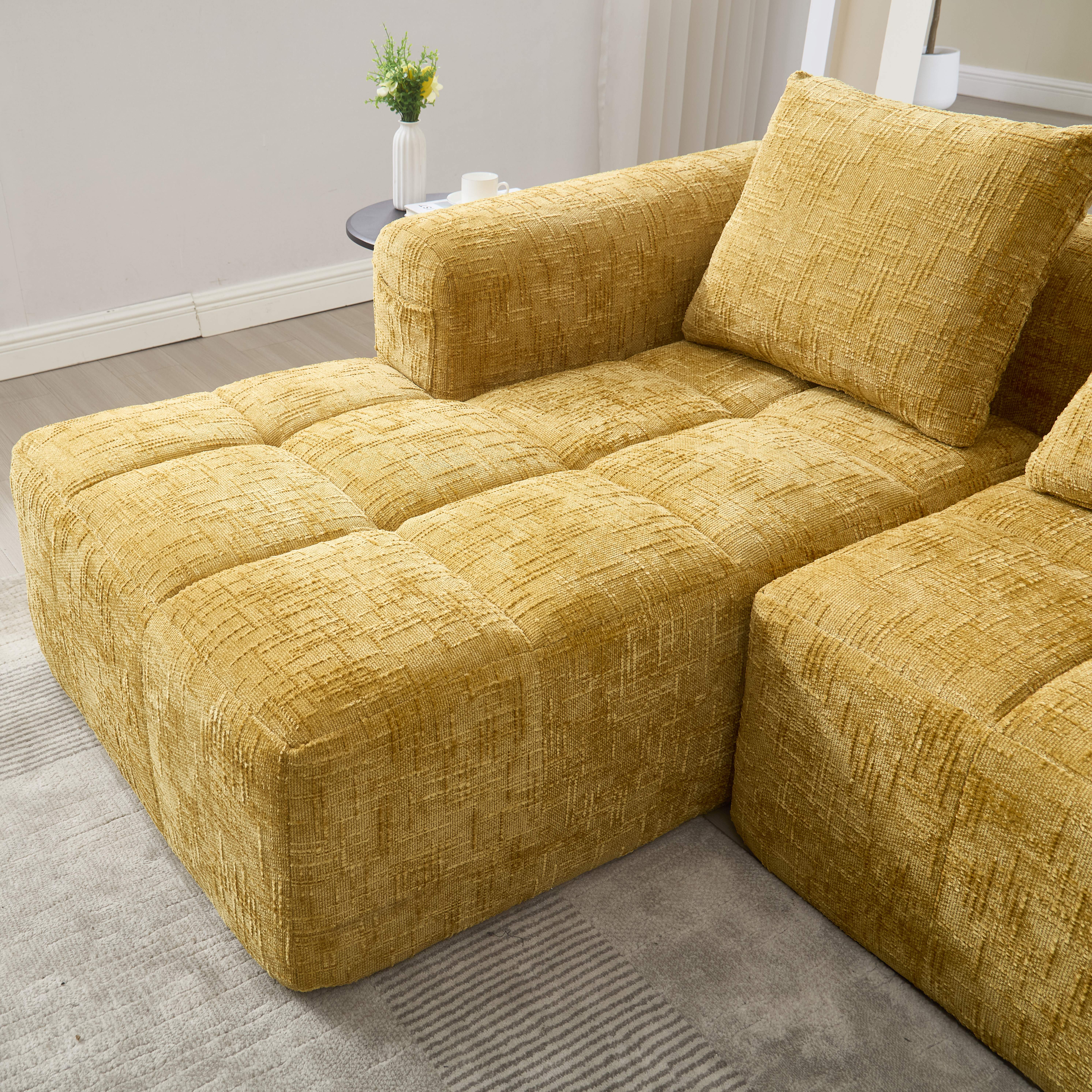 Chenille douce et mousse haute densité