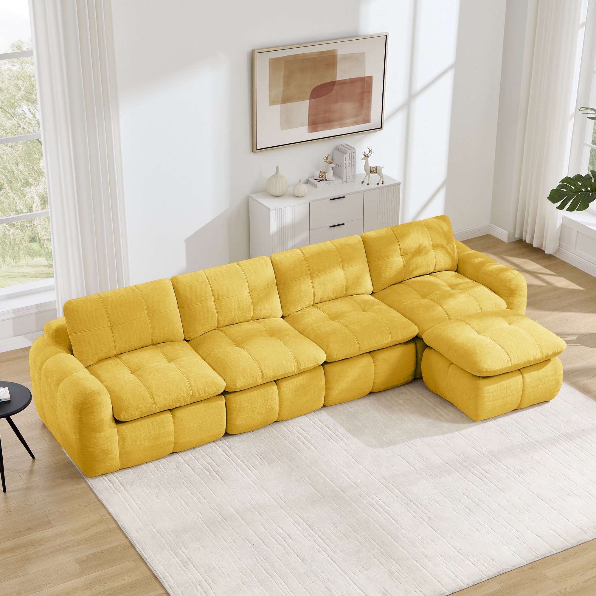 Canapé d'angle modulable 4 places en chenille jaune, design sans cadre avec ottoman, assises larges et profondes pour salon moderne